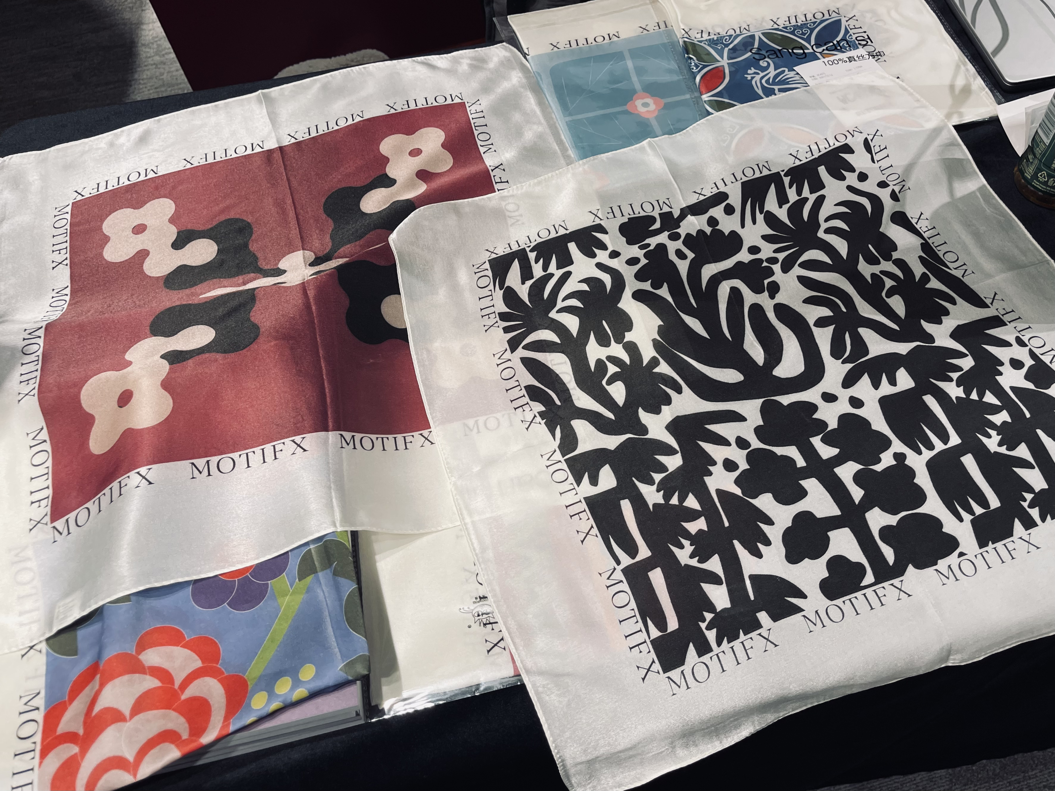 工作坊：個人化絲巾印花工作坊